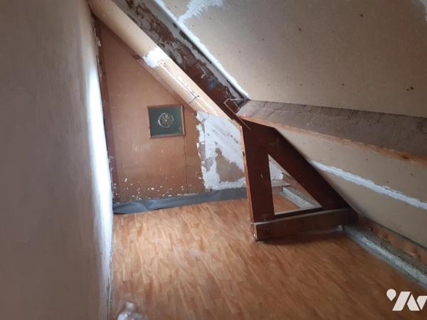 Maison à vendre à CLEGUEREC (56480), Morbihan (56), centre-bourg, située dans un quartier calme...