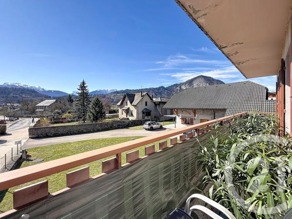 Appartement F4 à vendre  4 pièces - 76 m2 TANINGES - 74