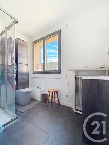 Appartement F4 à vendre  4 pièces - 76 m2 TANINGES - 74