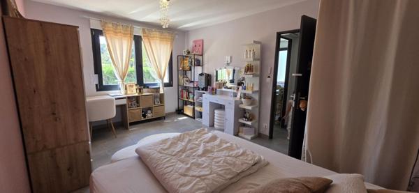 Maison de 138 m2 avec piscine
