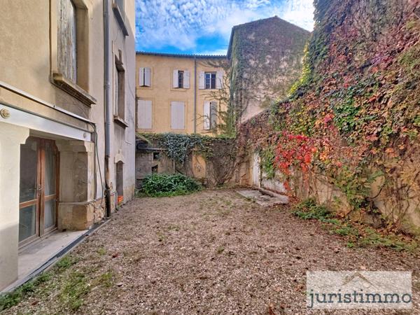 Orange (84100) À vendre – Grand appartement haussmannien au cœur d’Orange