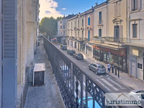 Orange (84100) À vendre – Grand appartement haussmannien au cœur d’Orange