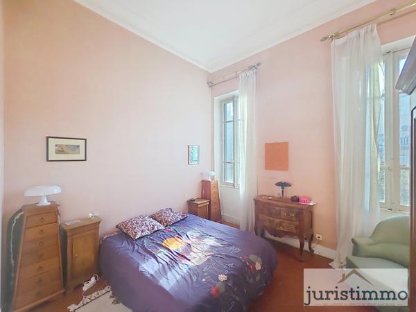Orange (84100) À vendre – Grand appartement haussmannien au cœur d’Orange