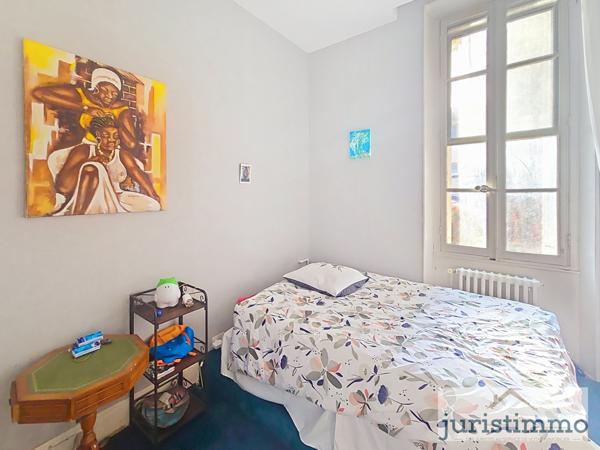 Orange (84100) À vendre – Grand appartement haussmannien au cœur d’Orange