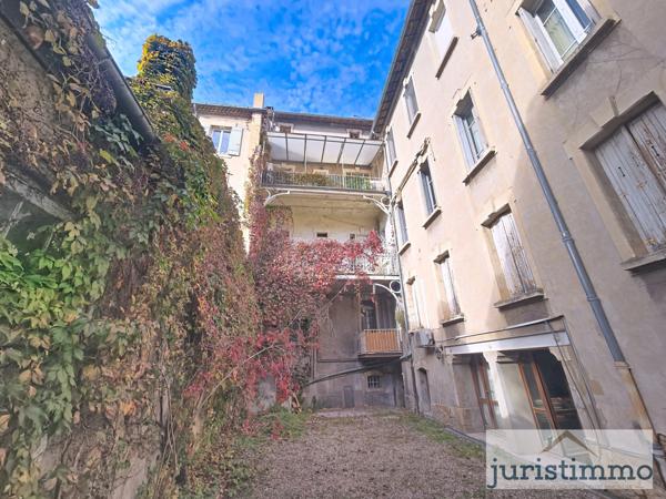 Orange (84100) À vendre – Grand appartement haussmannien au cœur d’Orange