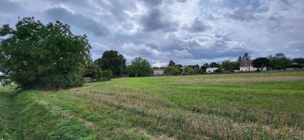 Beau bterrain constructible 1200 m2