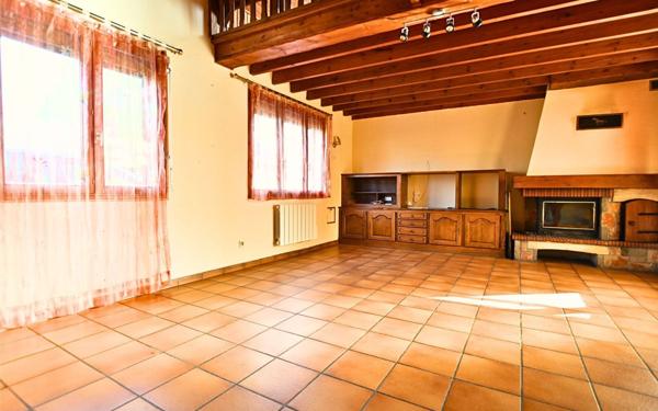 Maison à vendre    3 pièces •  Chépy