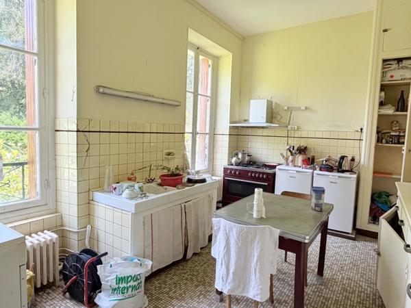 Ensemble immobilier de caractère avec jardin de 1 500 m² au cœur de Meaux