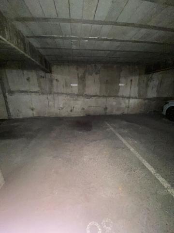 Parking / box - 3 pièces