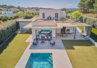 Maison à vendre à Saint-Raphaël dans le Var (83700), ref : 1000889 Maison à vendre à Saint-Raphaël dans le Var (83700), ref : 1000889