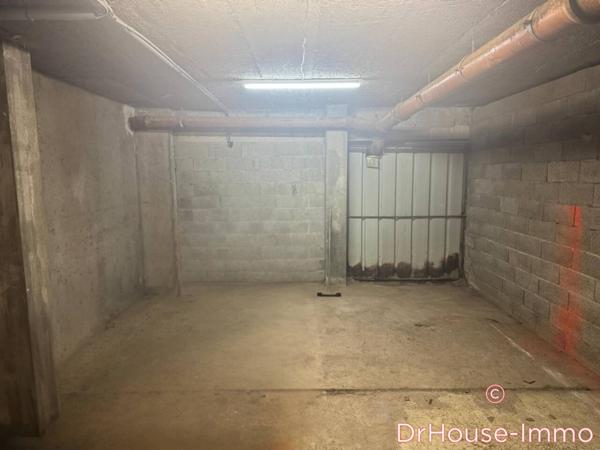 Parking / Box à vendre de 30 m²