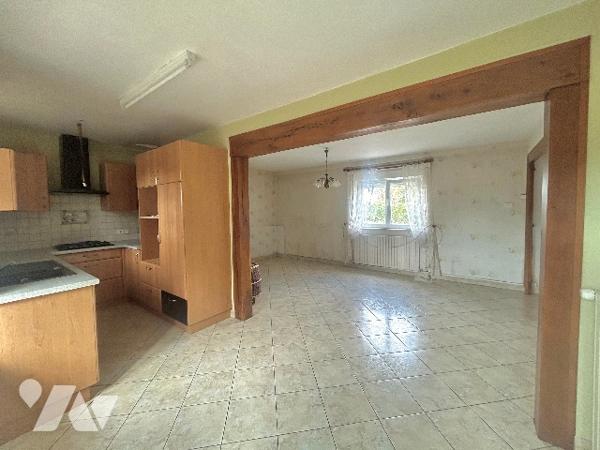 À VENDRE – MAISON DE CAMPAGNE À LANDIGOU