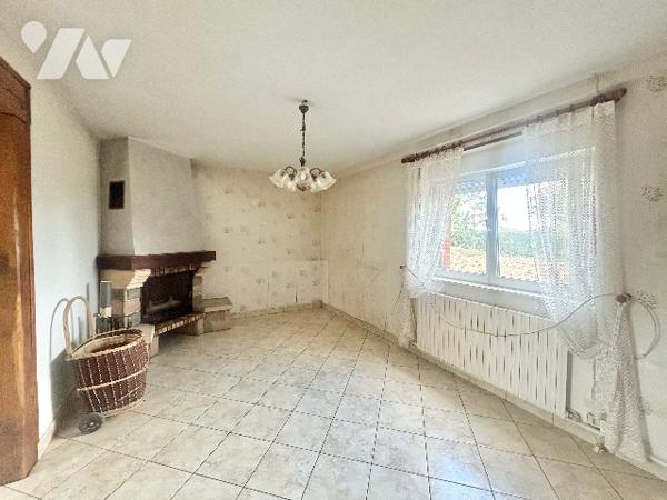 À VENDRE – MAISON DE CAMPAGNE À LANDIGOU