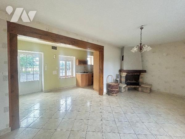 À VENDRE – MAISON DE CAMPAGNE À LANDIGOU