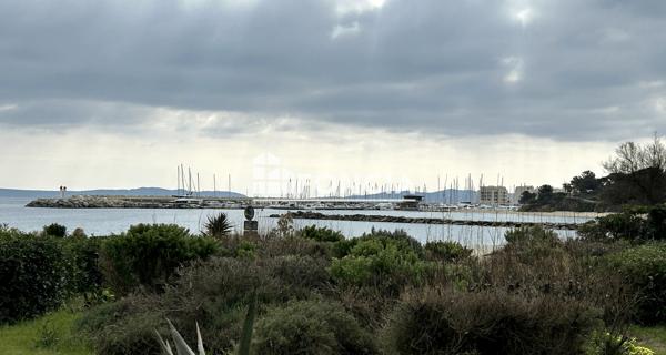 À vendre Appartement 3 pièces 56.36 m² - Le Lavandou 83980