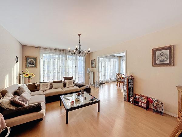 À Vendre - Spacieux Appartement de 90 m² - Lorient, Quartier Merville