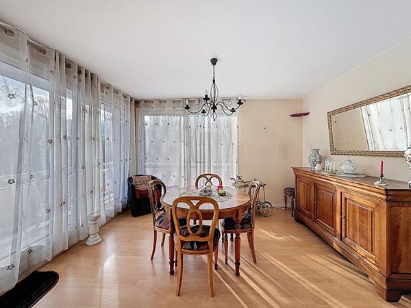 À Vendre - Spacieux Appartement de 90 m² - Lorient, Quartier Merville