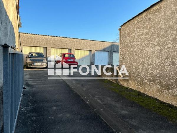 Location Parking - 10 RUE DE LA FERRONNERIE Rochefort 17300