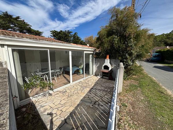 À deux pas de la plage, le charme d'un pied-à-terre avec jardin privatif !