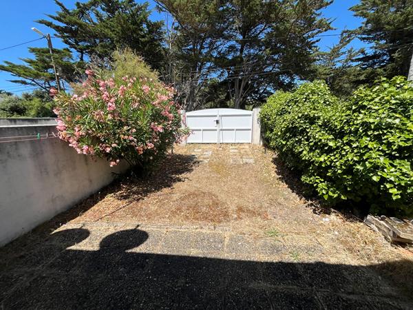 À deux pas de la plage, le charme d'un pied-à-terre avec jardin privatif !