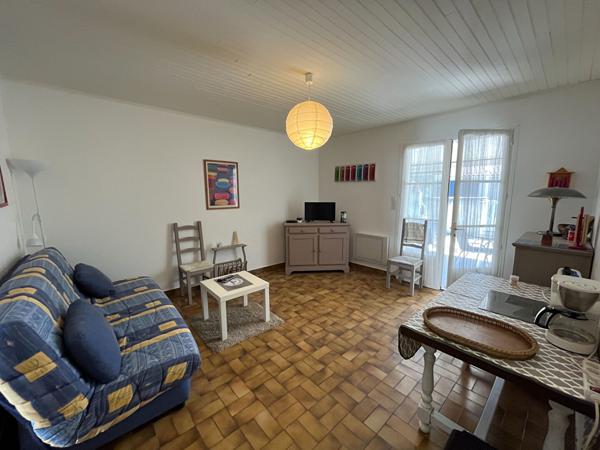 À deux pas de la plage, le charme d'un pied-à-terre avec jardin privatif !