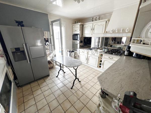 Maison 6 pièce(s) 3 chambre(s) 110 m²