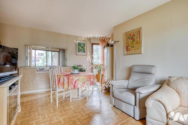 Appartement 2 pièces avec balcon, vendu loué