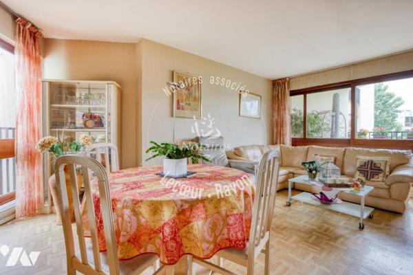 Appartement 2 pièces avec balcon, vendu loué