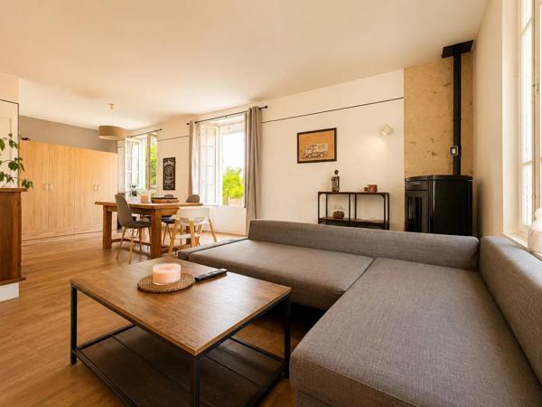 Vente                                                      Maison
                        
                     7 pièces                      145 m2                     à Jouy-le-Châtel