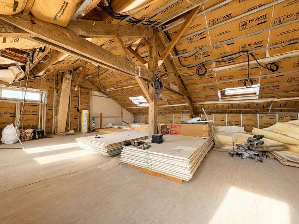 Vente                                                      Maison
                        
                     7 pièces                      145 m2                     à Jouy-le-Châtel