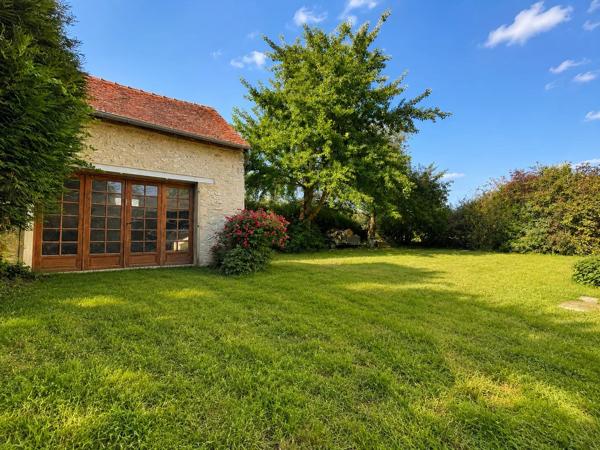 Vente                                                      Maison
                        
                     7 pièces                      145 m2                     à Jouy-le-Châtel