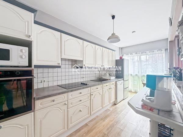 Lambersart (59130) Appartement - 3 Pièces - 77m2 + Parking