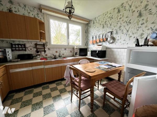 MAISON SEMI-MITOYENNE