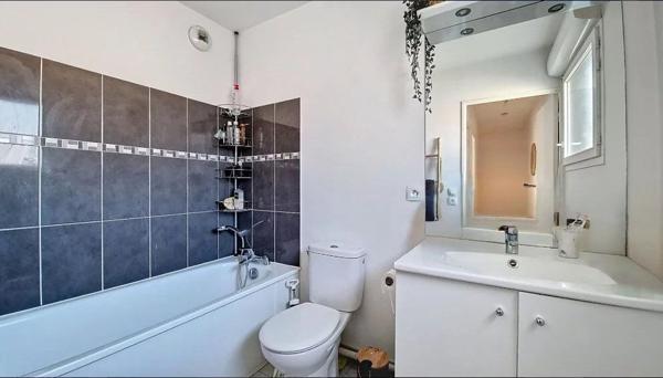 Vente                                                      Appartement
                        
                     4 pièces                      85 m2                     à Limeil-Brévannes