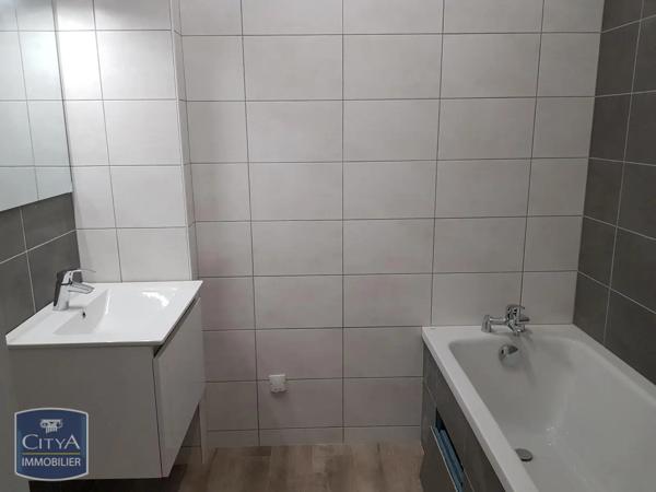 Maison à vendre 5 pièces 182m² Montierchaume (36130)