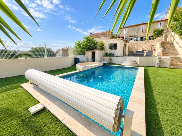 Maison
         5 pièces
        - 138 m² Bien prestige 424 000 € *