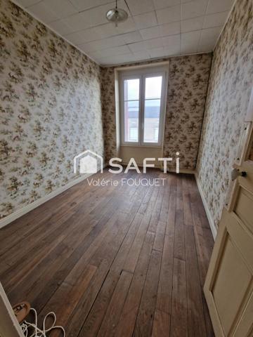 Situé à Vaudoncourt bel ensemble immobilier de caractère avec dépendances sur grand terrain