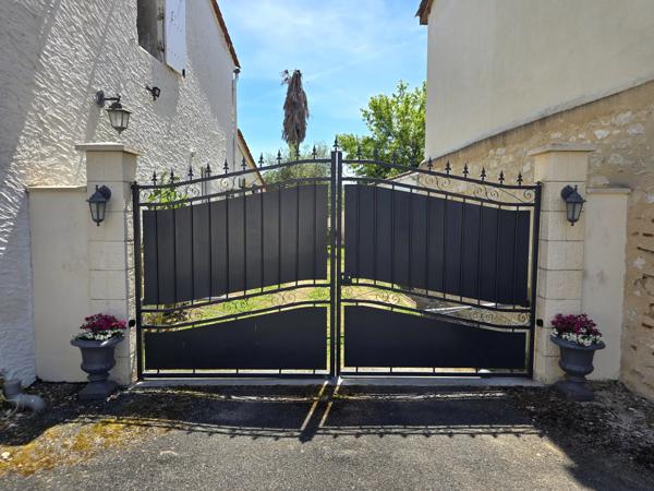 Belle maison rénovée de 4 chambres à haute performance énergétique avec jardin exposé plein sud