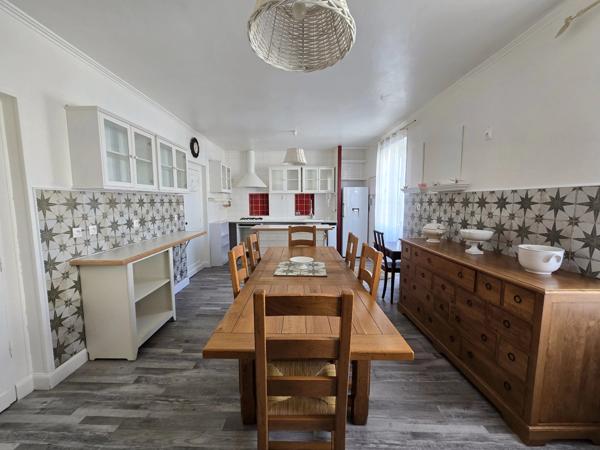 Belle maison rénovée de 4 chambres à haute performance énergétique avec jardin exposé plein sud