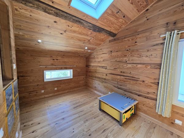 Belle maison rénovée de 4 chambres à haute performance énergétique avec jardin exposé plein sud