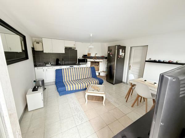 Saint-Maximin-la-Sainte-Baume (83470) Maison T4 + T2, Triple Garage, Pool House, Piscine – Calme Absolu