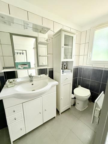 Saint-Maximin-la-Sainte-Baume (83470) Maison T4 + T2, Triple Garage, Pool House, Piscine – Calme Absolu