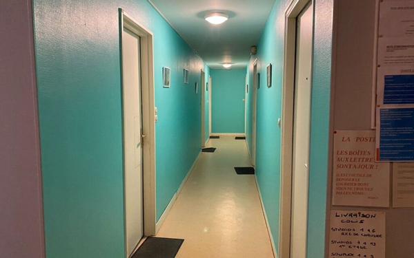 Immeuble à vendre    21 pièces • 452,90 m2 Brest