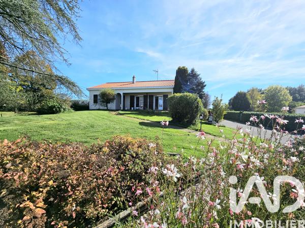 Maison à vendre 5 pièces 121 m² Essarts-en-Bocage