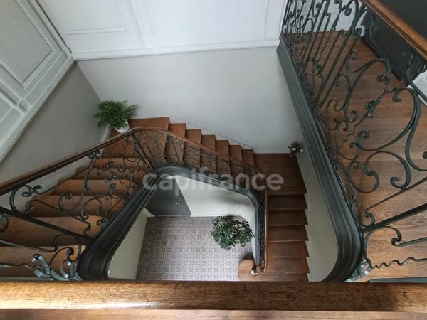 “💎 Rare à Arras : duplex de 124 m² dans un hôtel particulier du XVIIIᵉ siècle"