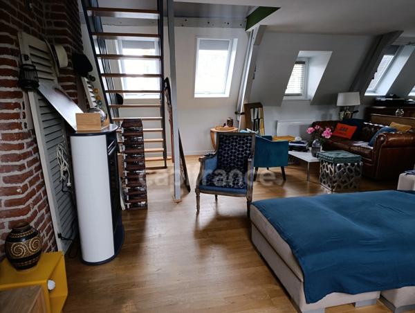 “💎 Rare à Arras : duplex de 124 m² dans un hôtel particulier du XVIIIᵉ siècle"