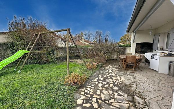 Maison à vendre    6 pièces • 137 m2 Mornant