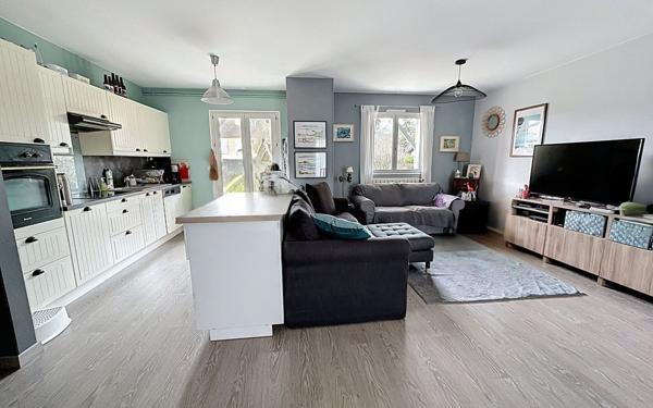 Maison à vendre    6 pièces • 137 m2 Mornant