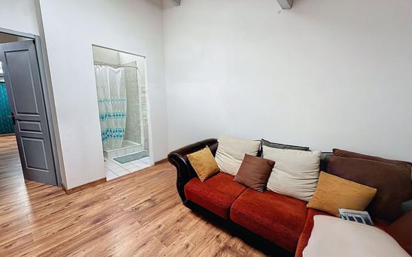 Maison à vendre    6 pièces • 137 m2 Mornant