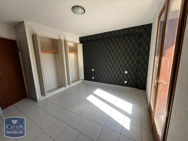 Appartement à louer 3 pièces 73.42m² Agen (47000)